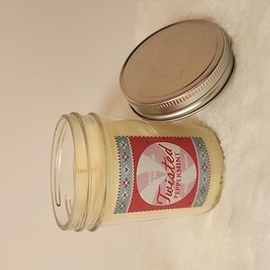 NWT Bath & Body Works Twisted Peppermint Candle